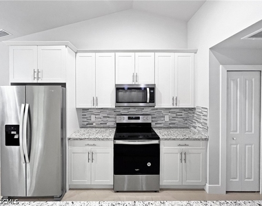 3005 34th Street Sw - Photo Thumbnail 9