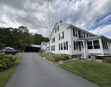 639 Grafton - Photo Thumbnail 19
