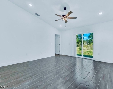 851 Bedford Drive - Photo Thumbnail 7