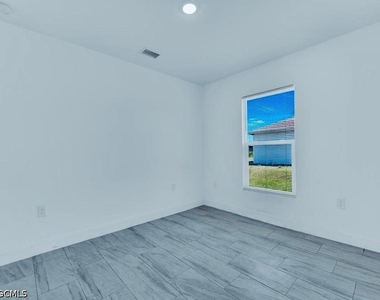 851 Bedford Drive - Photo Thumbnail 28