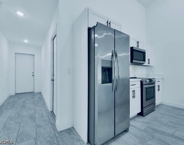 851 Bedford Drive - Photo Thumbnail 20