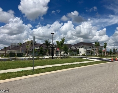 14117 Pine Lodge Lane - Photo Thumbnail 22