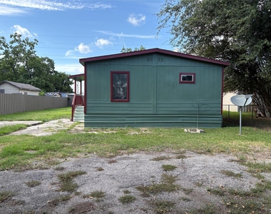 16211 N Shore Drive - Photo Thumbnail 25