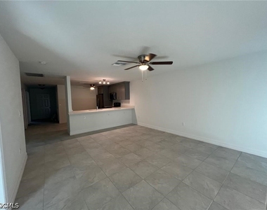 6064 Laurelwood Drive - Photo Thumbnail 9