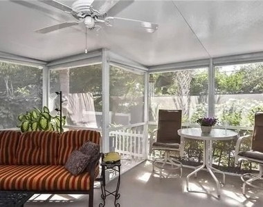 11652 Pawley Avenue - Photo Thumbnail 7