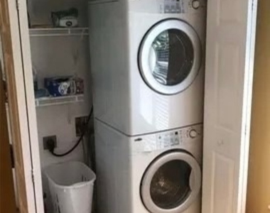 11652 Pawley Avenue - Photo Thumbnail 11