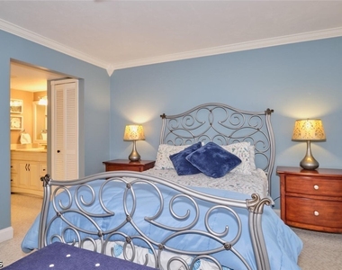 4707 Se 5th Avenue - Photo Thumbnail 13
