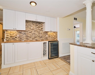 4707 Se 5th Avenue - Photo Thumbnail 6