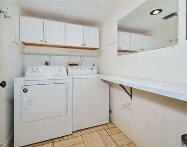 4707 Se 5th Avenue - Photo Thumbnail 19