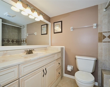 4707 Se 5th Avenue - Photo Thumbnail 14