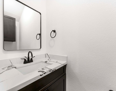 7987 Chateau Street - Photo Thumbnail 18