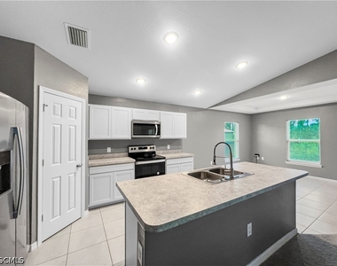 3107 35th Street W - Photo Thumbnail 9