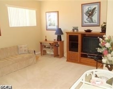 9014 Prosperity Way - Photo Thumbnail 6