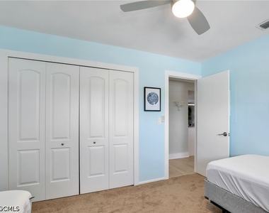 4817 Sw 8th Place - Photo Thumbnail 16