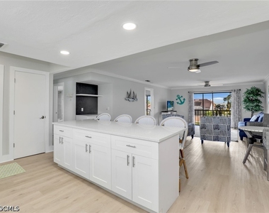 4817 Sw 8th Place - Photo Thumbnail 6