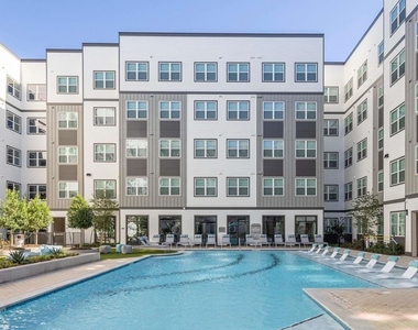 1505 Oliver Street - Photo Thumbnail 25