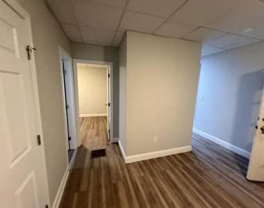 217 S Main - Photo Thumbnail 8