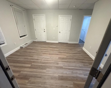 217 S Main - Photo Thumbnail 10