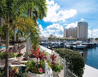 6061 Silver King Boulevard - Photo Thumbnail 42