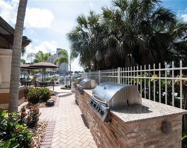 6061 Silver King Boulevard - Photo Thumbnail 43