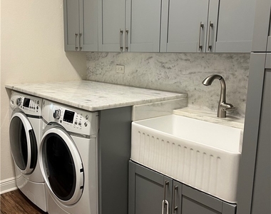 1519 Sw 40th Terrace - Photo Thumbnail 17