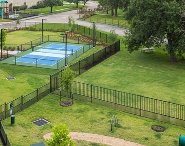 10800 Hammerly Boulevard - Photo Thumbnail 16