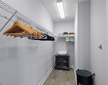 8760 Bellano Court - Photo Thumbnail 15