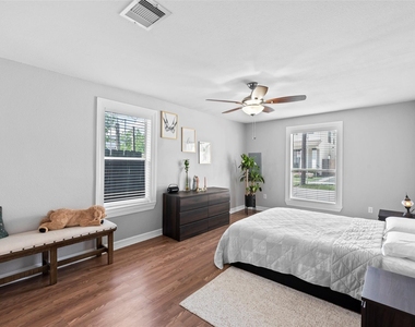 4201 Marina Street - Photo Thumbnail 8