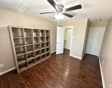 21439 Veneto Hills Court - Photo Thumbnail 14