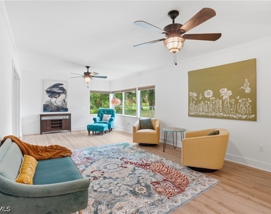 55 Aqua Lane - Photo Thumbnail 13