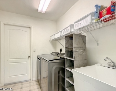 2129 Viscaya Parkway - Photo Thumbnail 24