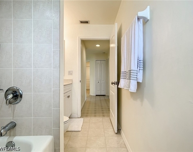 2129 Viscaya Parkway - Photo Thumbnail 16