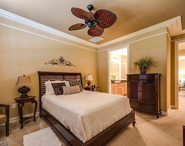 8091 Bibiana Way - Photo Thumbnail 11