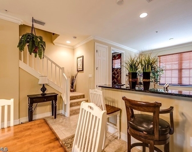 8091 Bibiana Way - Photo Thumbnail 7