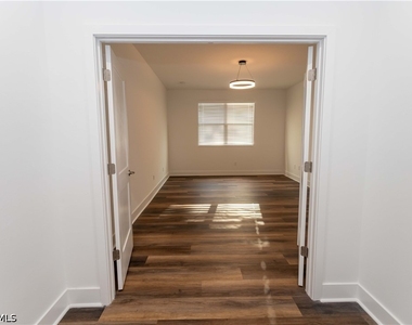 13088 Georges Cay Place - Photo Thumbnail 4