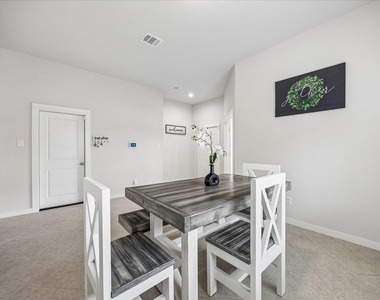 23601 Zinfandel Drive - Photo Thumbnail 10
