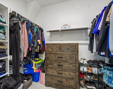 23601 Zinfandel Drive - Photo Thumbnail 20
