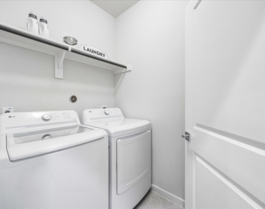 23601 Zinfandel Drive - Photo Thumbnail 16