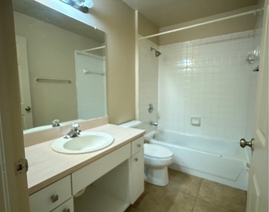 17607 Cypress Point Road - Photo Thumbnail 9