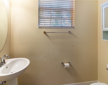 10274 Via Colomba Circle - Photo Thumbnail 11