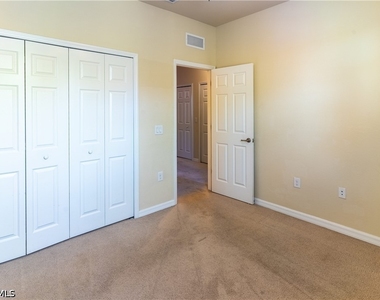 10274 Via Colomba Circle - Photo Thumbnail 20