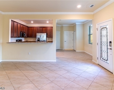 10274 Via Colomba Circle - Photo Thumbnail 5