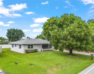1240 Pompei Lane - Photo Thumbnail 7