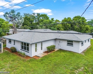1240 Pompei Lane - Photo Thumbnail 10