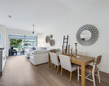 2450 Old Groves Road - Photo Thumbnail 5
