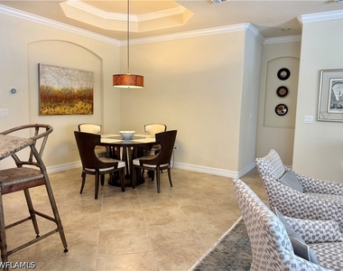 9218 Veneto Lane - Photo Thumbnail 11
