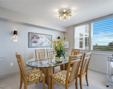 6361 Pelican Bay Boulevard - Photo Thumbnail 8