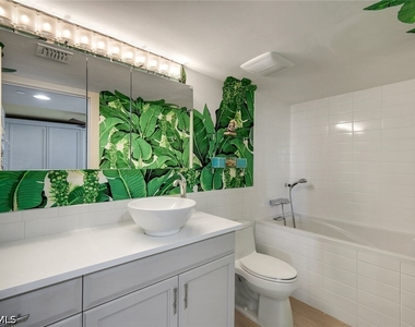 6361 Pelican Bay Boulevard - Photo Thumbnail 12