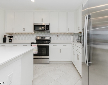 5651 Double Eagle Circle - Photo Thumbnail 8