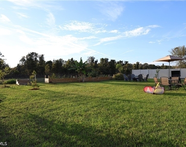 836 Youngreen Drive - Photo Thumbnail 2